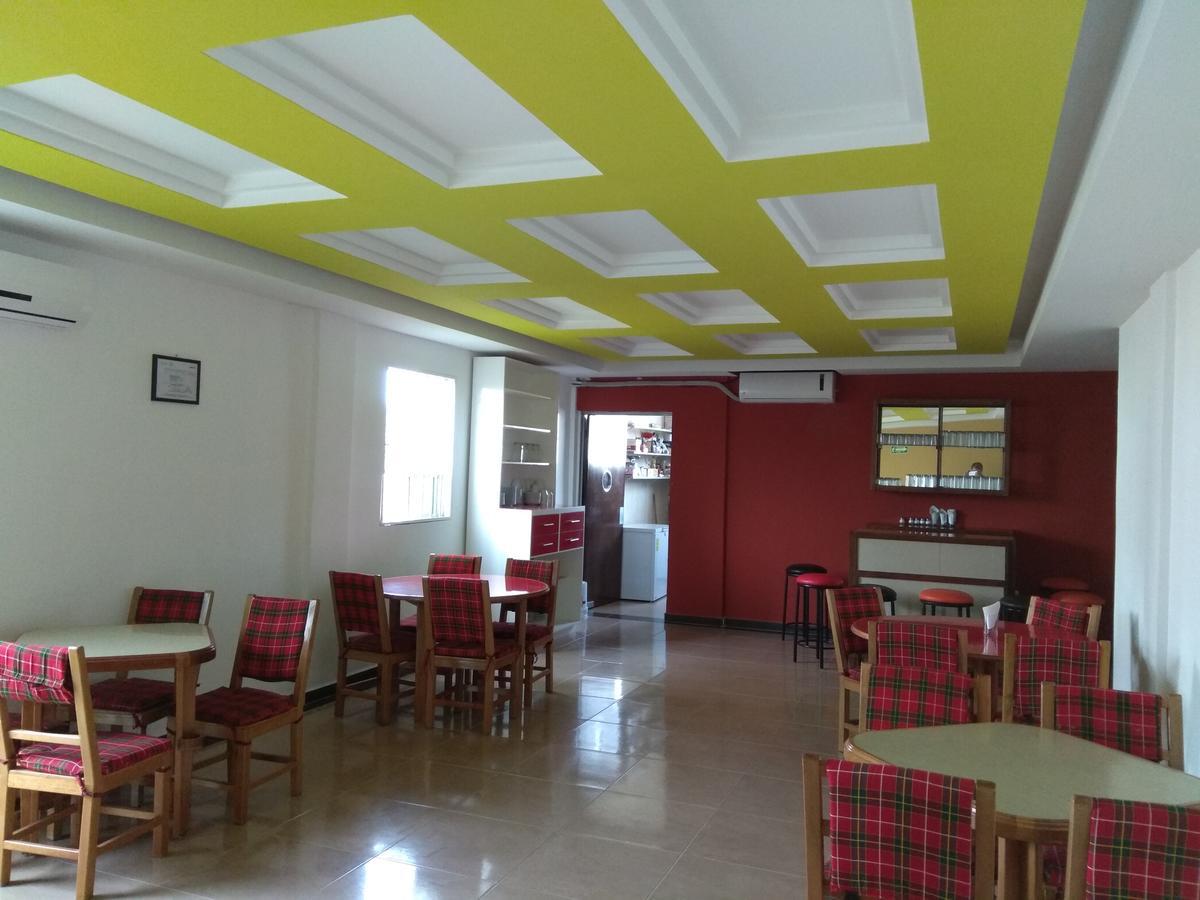 Hotel Rubi Манзанило Екстериор снимка